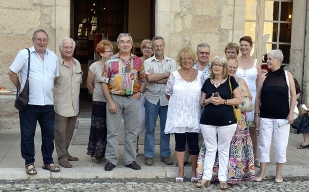 Les exposants le soir du vernissage le vendredi 2 août 2013. Les exposants le soir du vernissage le vendredi 2 août 2013.