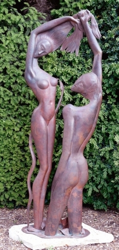 Adam et Ève – cuivre repoussé – 1960 (1,98 x 0,69 m) - photo Yvan Marcou