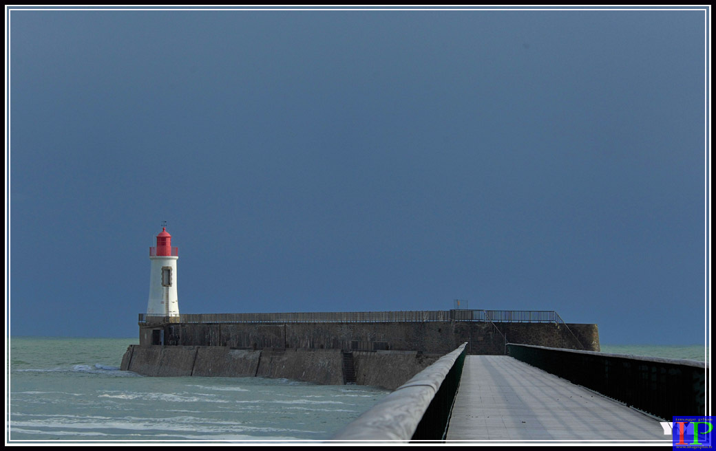 001-Phare-BB.jpg 001-Phare-BB.jpg