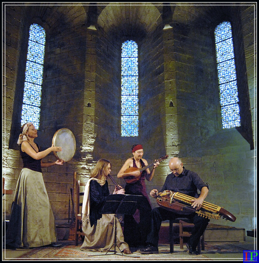 002-Troubadours-BB.jpg 002-Troubadours-BB.jpg