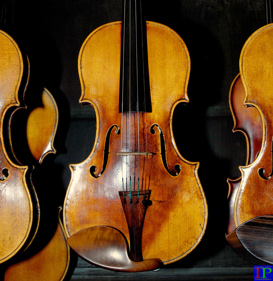 057-Le Luthier-B.jpg 057-Le Luthier-B.jpg