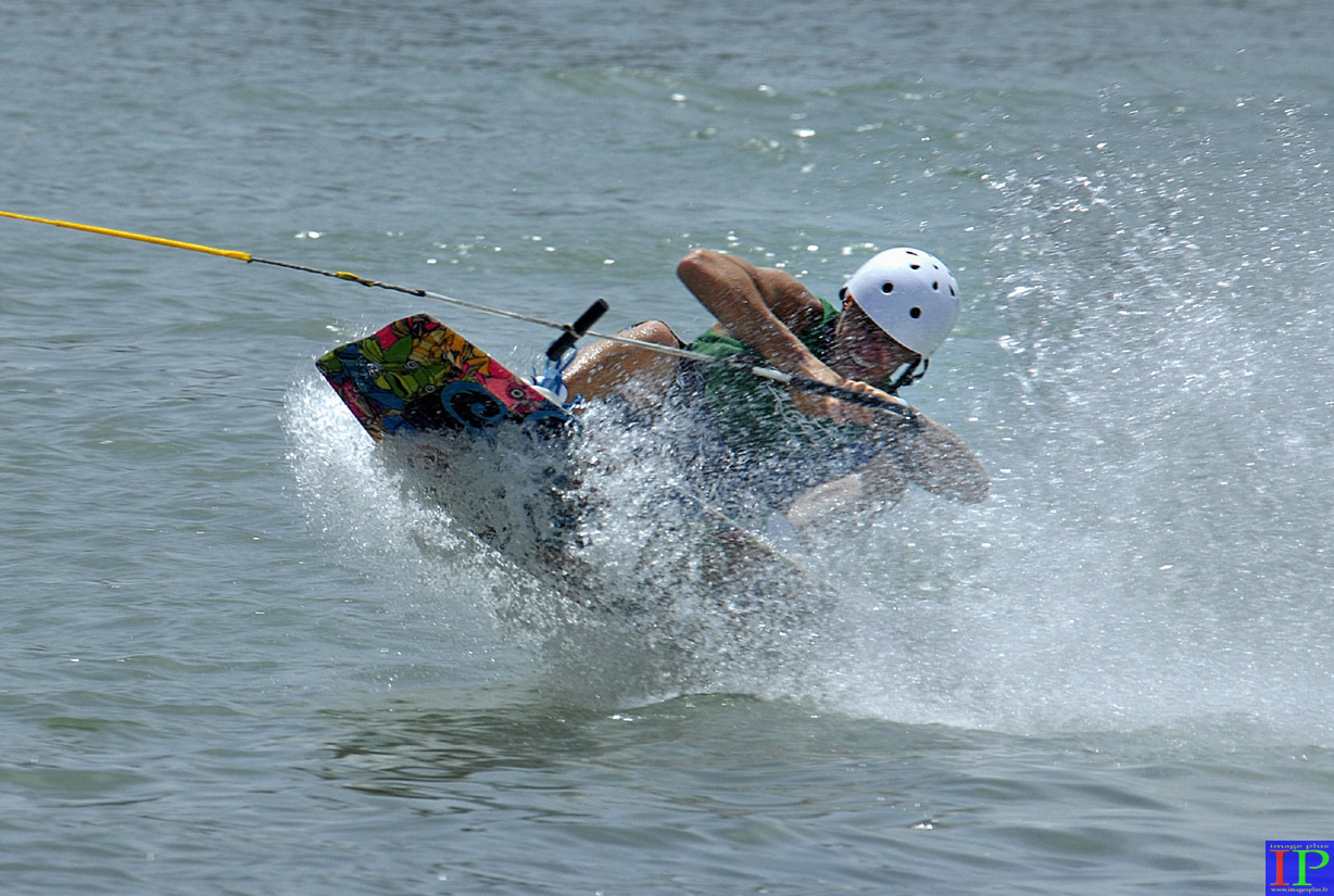 042-269-Wake Board-23-05-09-B.jpg 042-269-Wake Board-23-05-09-B.jpg