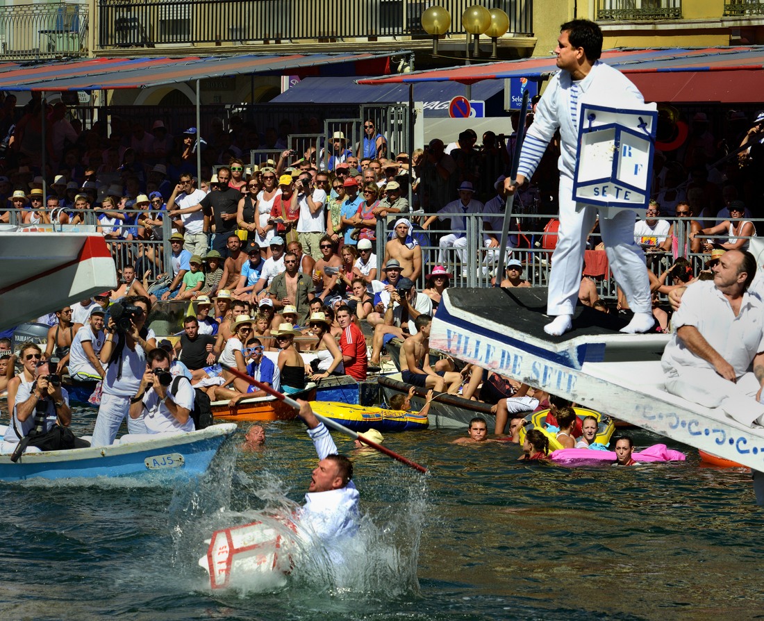 01-Joutes sétoises-2012-08-27 © Yvan Marcou 01-Joutes sétoises-2012-08-27 © Yvan Marcou